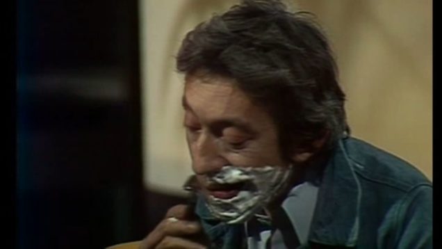 69-serge-gainsbourg-se-rase-en-direct-mp4 vignette