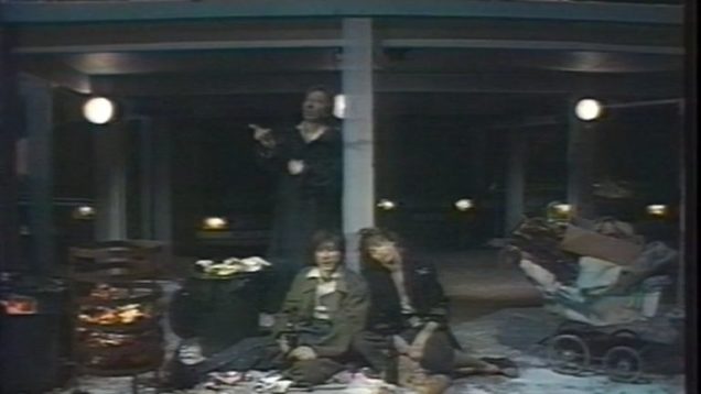 704-gainsbourg-dutronc-birkin-les-petits-papiers-mp4 vignette