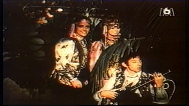 205-serge-gainsbourg-la-bis-eux-hippies-1967-mp4 vignette