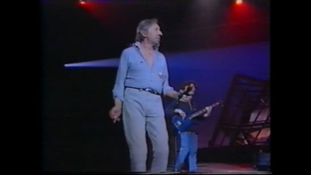 216-serge-gainsbourg-lhomme-a-la-tete-de-chou-zenith-1988-mp4 vignette