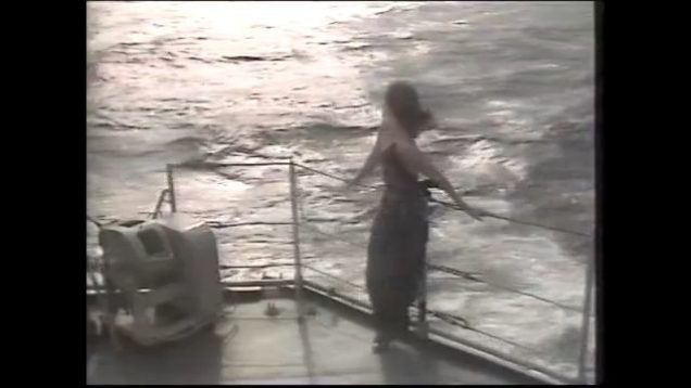 232-jane-birkin-fuir-le-bonheur-de-peur-quil-ne-se-sauve-daily-blacklist-mp4 vignette